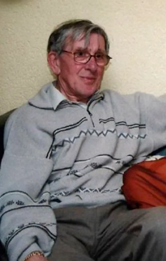 Een portretfoto van Martien van der Meijs, de 72-jarige gepensioneerde bakker die in 2002 in Hilversum werd vermoord.