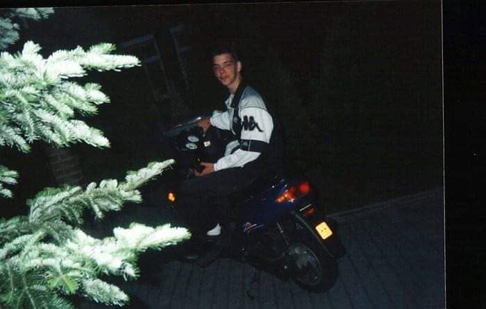 Portretfoto van de 24-jarige Rudy van der Hoeven uit Blerick. Hij overleed in 2006 onder verdachte omstandigheden die nog altijd als cold case worden beschouwd.