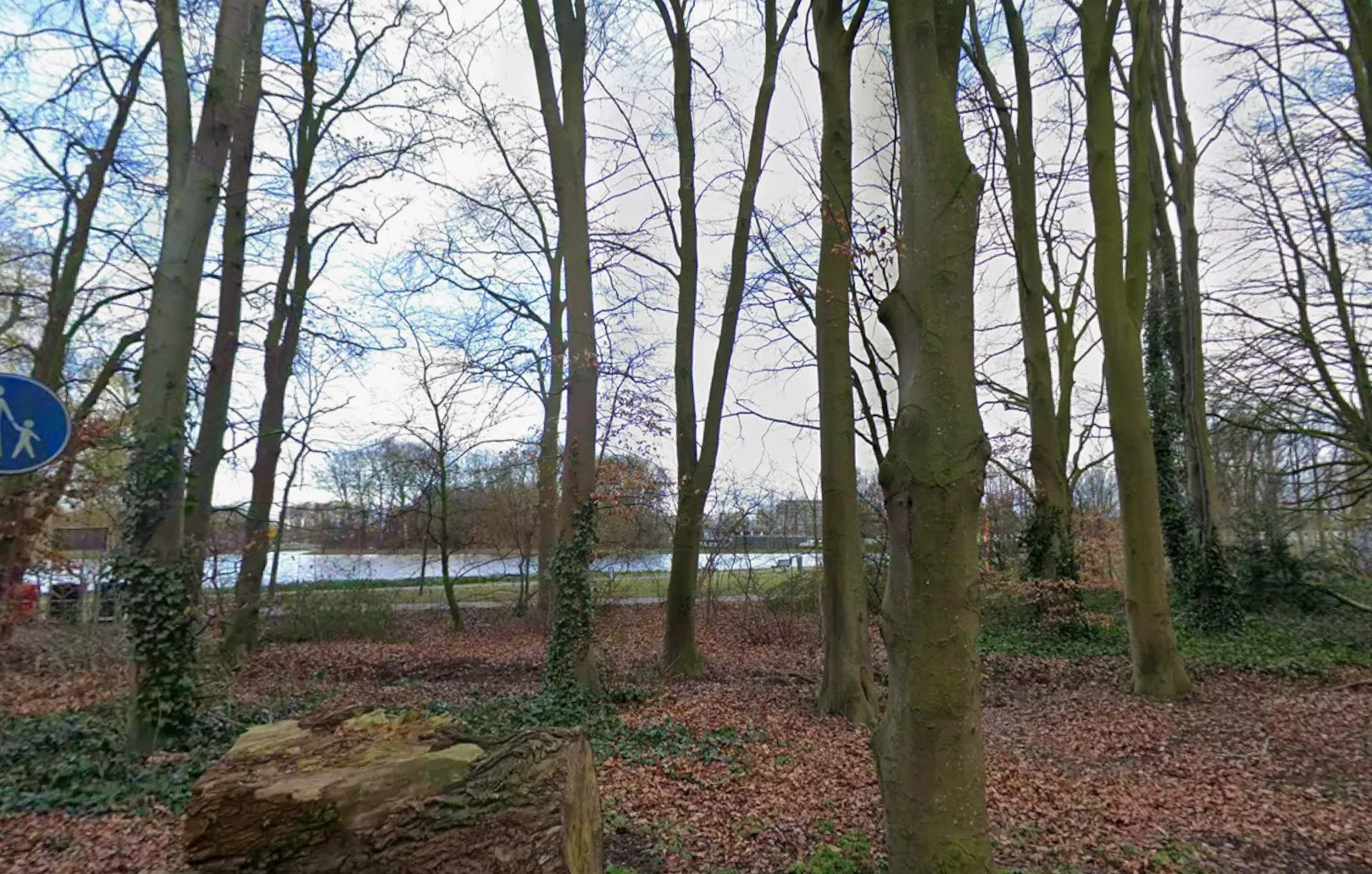 Detailfoto van een recherche-onderzoek en strafdossier in de zaak tegen zedendelinquent Marinus L., die veroordeeld werd voor een brute verkrachting in het Zuiderpark.