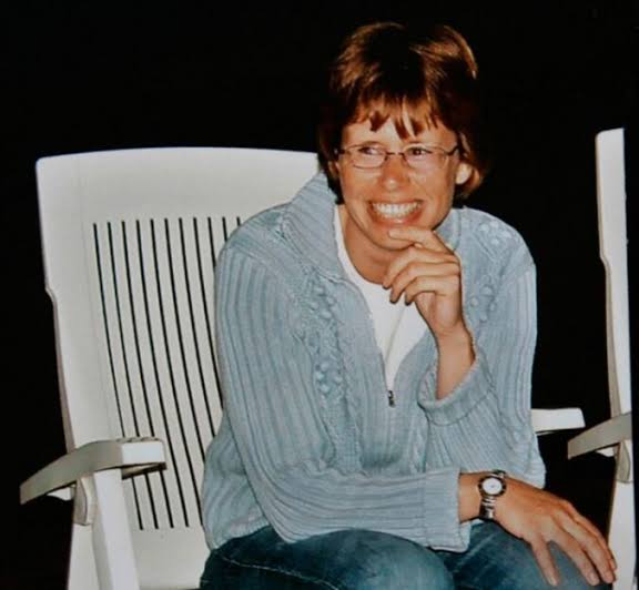Portretfoto van Caroline van Toledo (35), het slachtoffer van de onopgeloste kofferbakmoord in Oostvoorne in 2005.