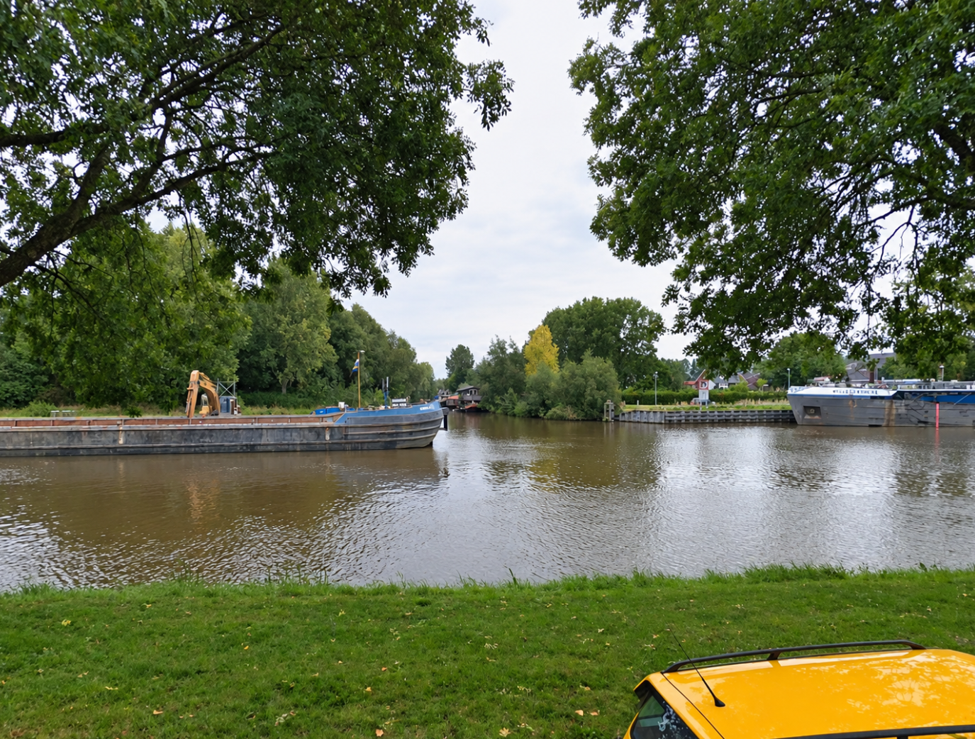 Het Boterdiep nabij de splitsing met het Van Starkenborghkanaal in Groningen ter illustratie van de vindplaats.