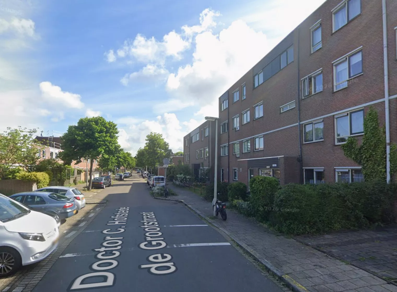 20-jarige Ridvan B. krijgt TBS met dwangverpleging voor gruwelijke wurgmoord op moeder en moordpoging op zus in Den Haag - foto 1