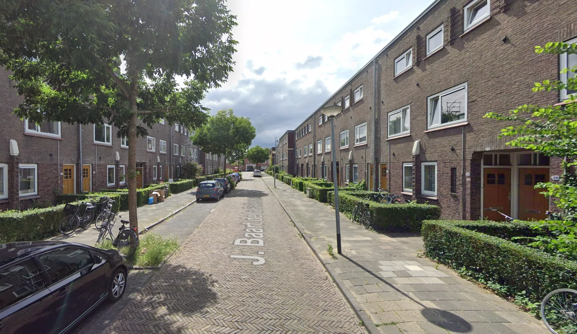 De J. Baart de la Faillestraat in Groningen na een ernstige steekpartij nabij het UMCG.