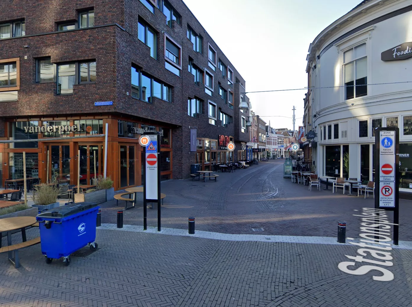 Straatbeeld van de Korte Hengelosestraat en Marktstraat in het centrum van Enschede.