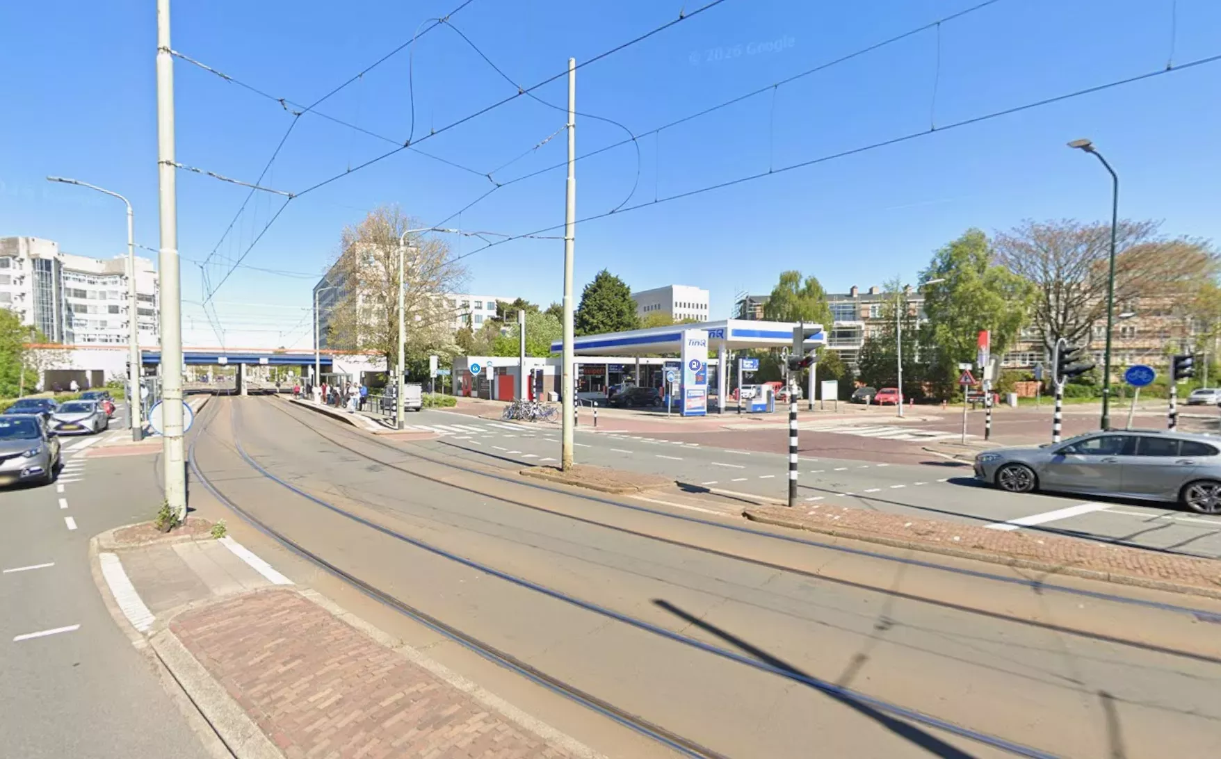 De kruising van de Koningin Julianalaan en de Laan van Nieuw Oosteinde in Voorburg na een zware steekpartij.