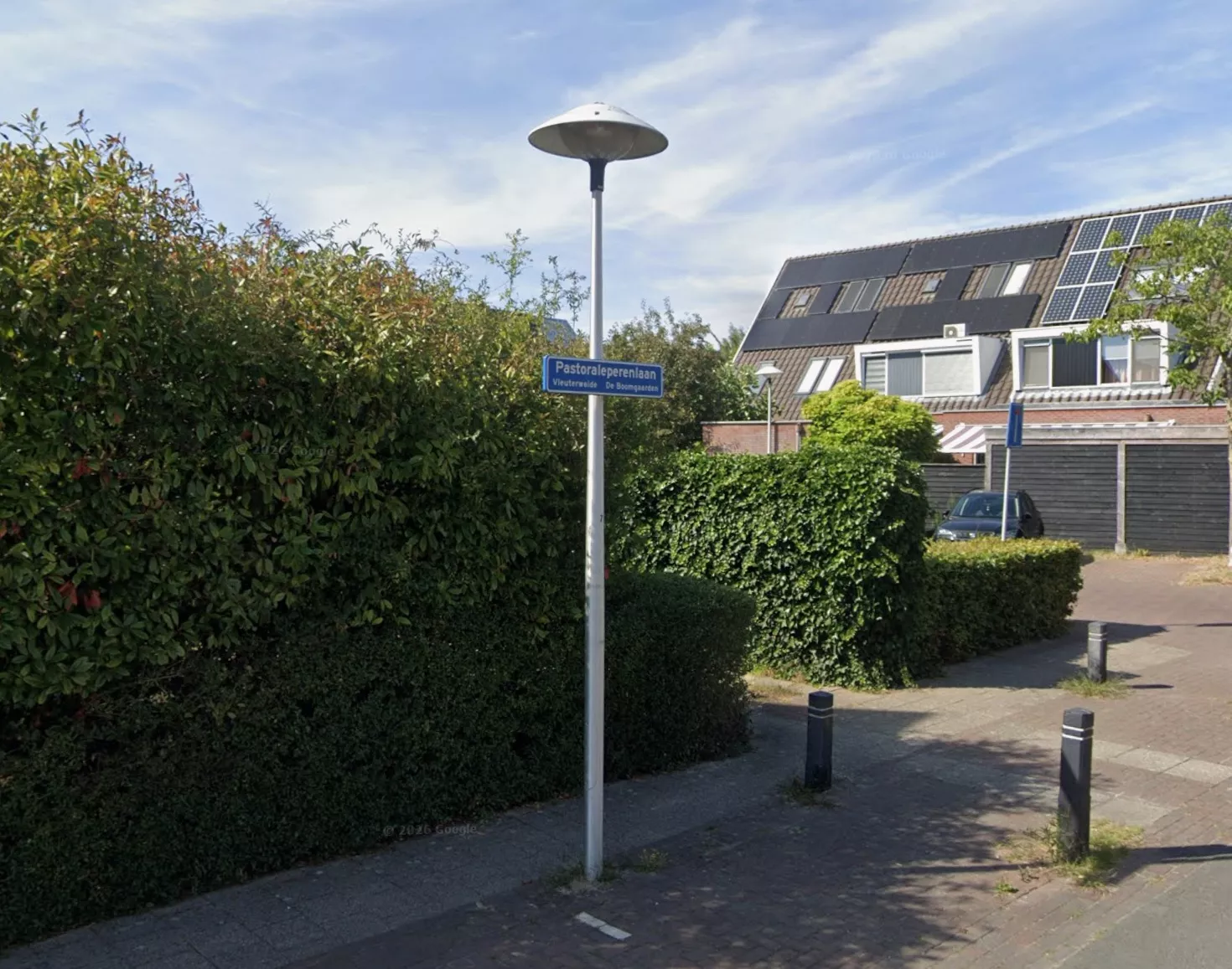 De Pastoraleperenlaan in Vleuten na een explosie.
