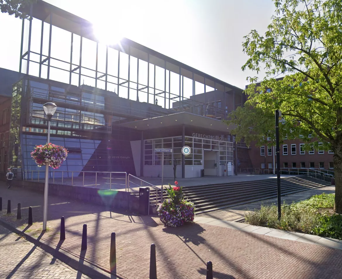 Het gebouw van de rechtbank Midden-Nederland in Utrecht waar de Blauwe Kamer zitting houdt.