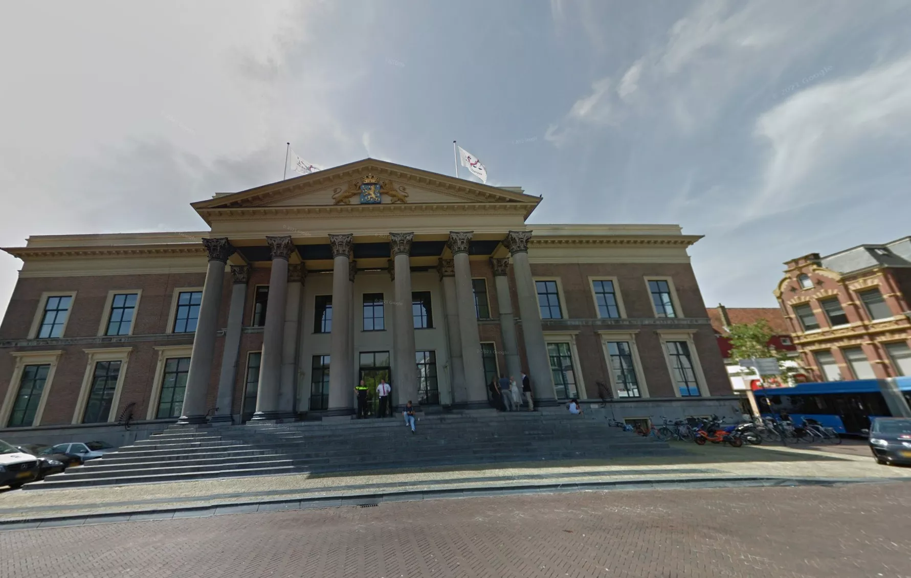 Het gerechtsgebouw waar het gerechtshof uitspraak deed in een zedenzaak over een verkrachting in een knipperlichtrelatie.